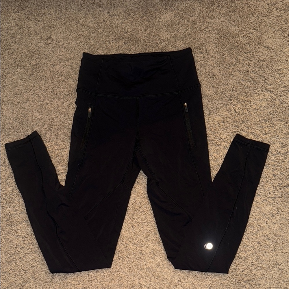 Black Leggings with Zipper Pockets